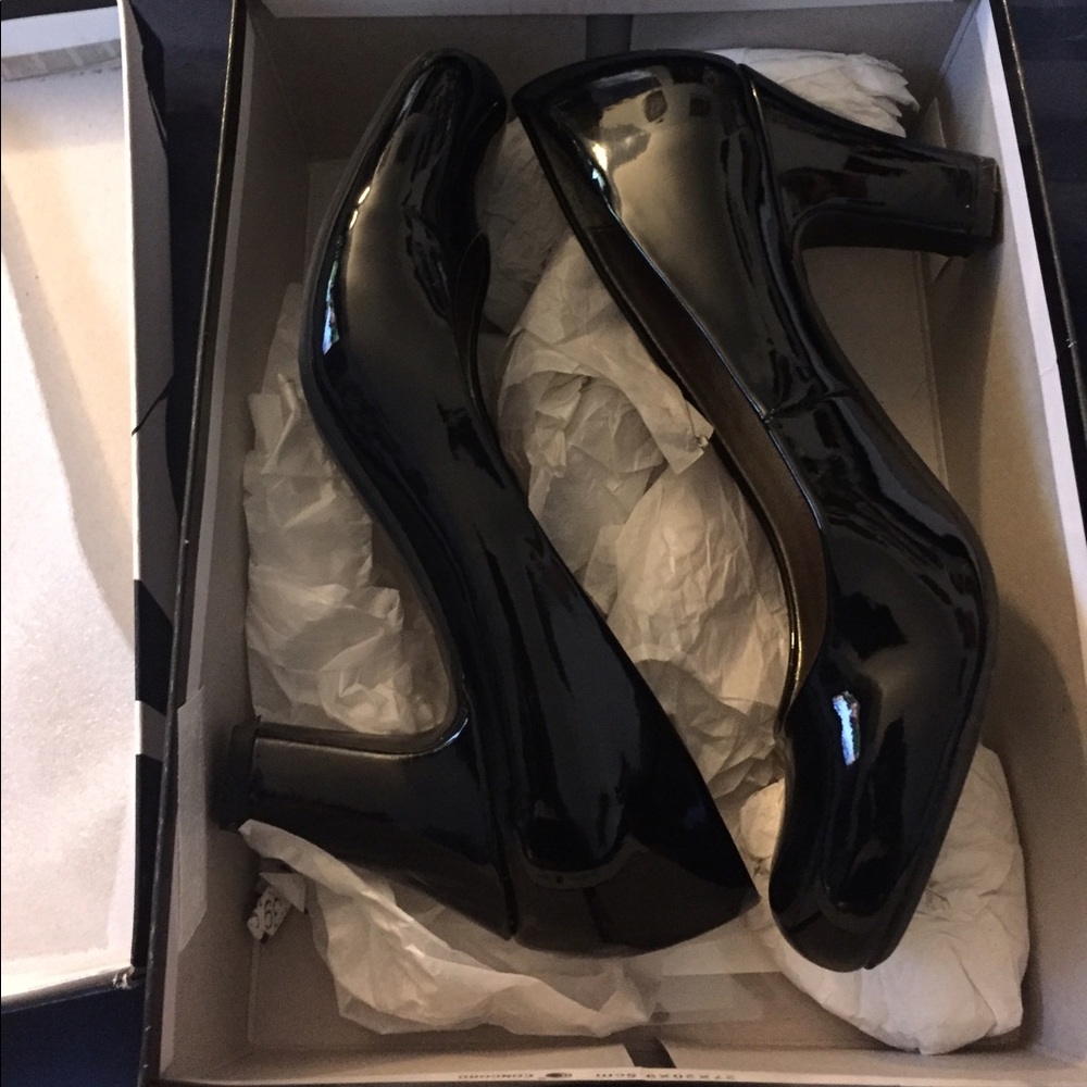 Patent leather 👠 heels