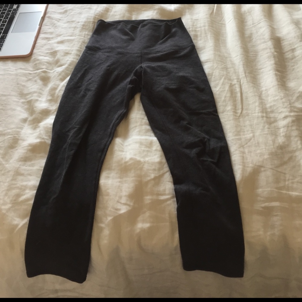 Lululemon wonder under roll down leggings