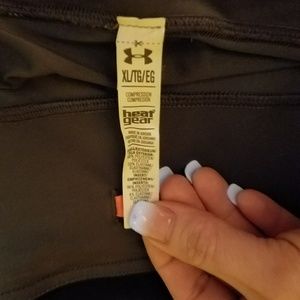 Under Armour capri