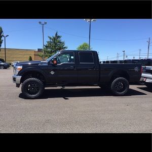 Meet your Posher, Larry