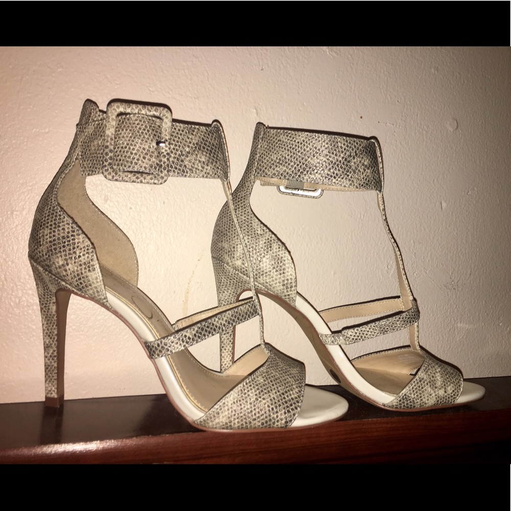 Jessica Simpson Snakeskin Heels - Picture 4 of 4