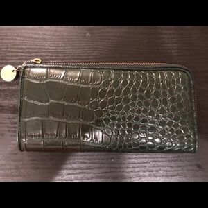Ivanka Trump Green Wallet