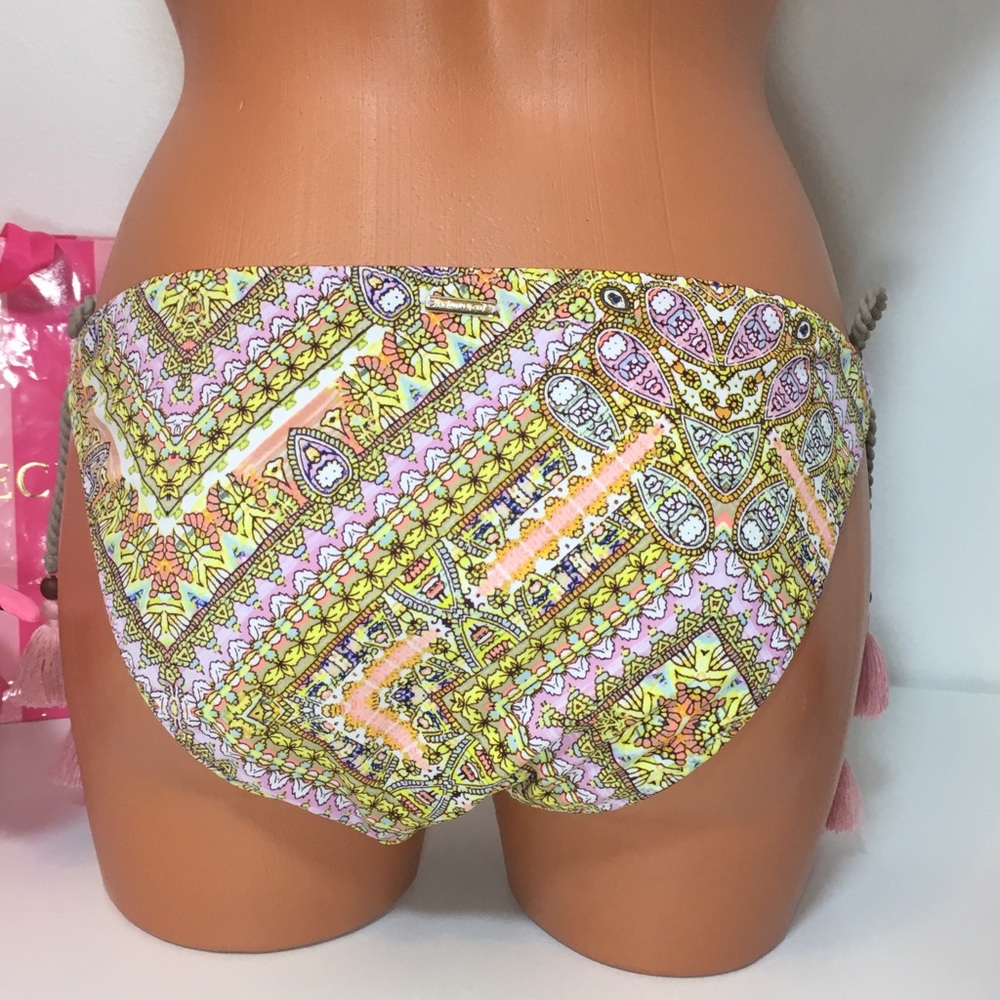 NEW VS TIE SIDES BIKINI BOTTOM WITH TASSELS - Picture 3 of 4