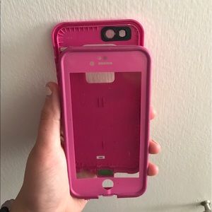 LIFE PROOF PHONE CASE