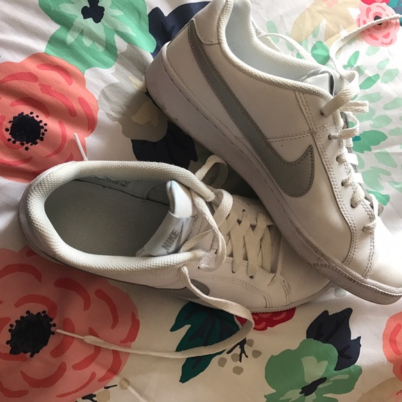 ‼️SOLD - Picture 2 of 4