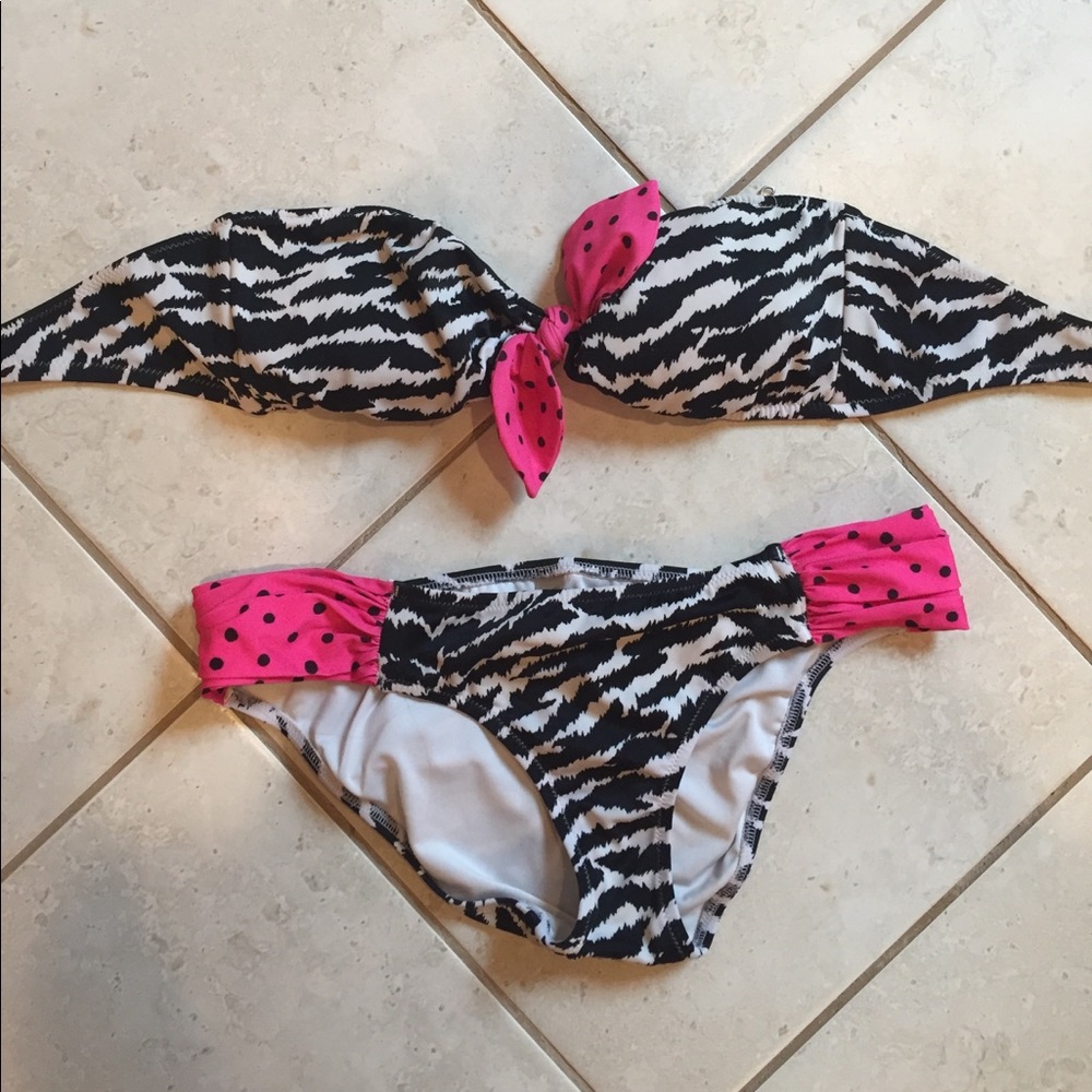 VS bikini