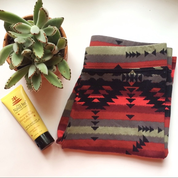 American Eagle Outfitters Pants - American Eagle Aztec Tribal Pattern Leggings