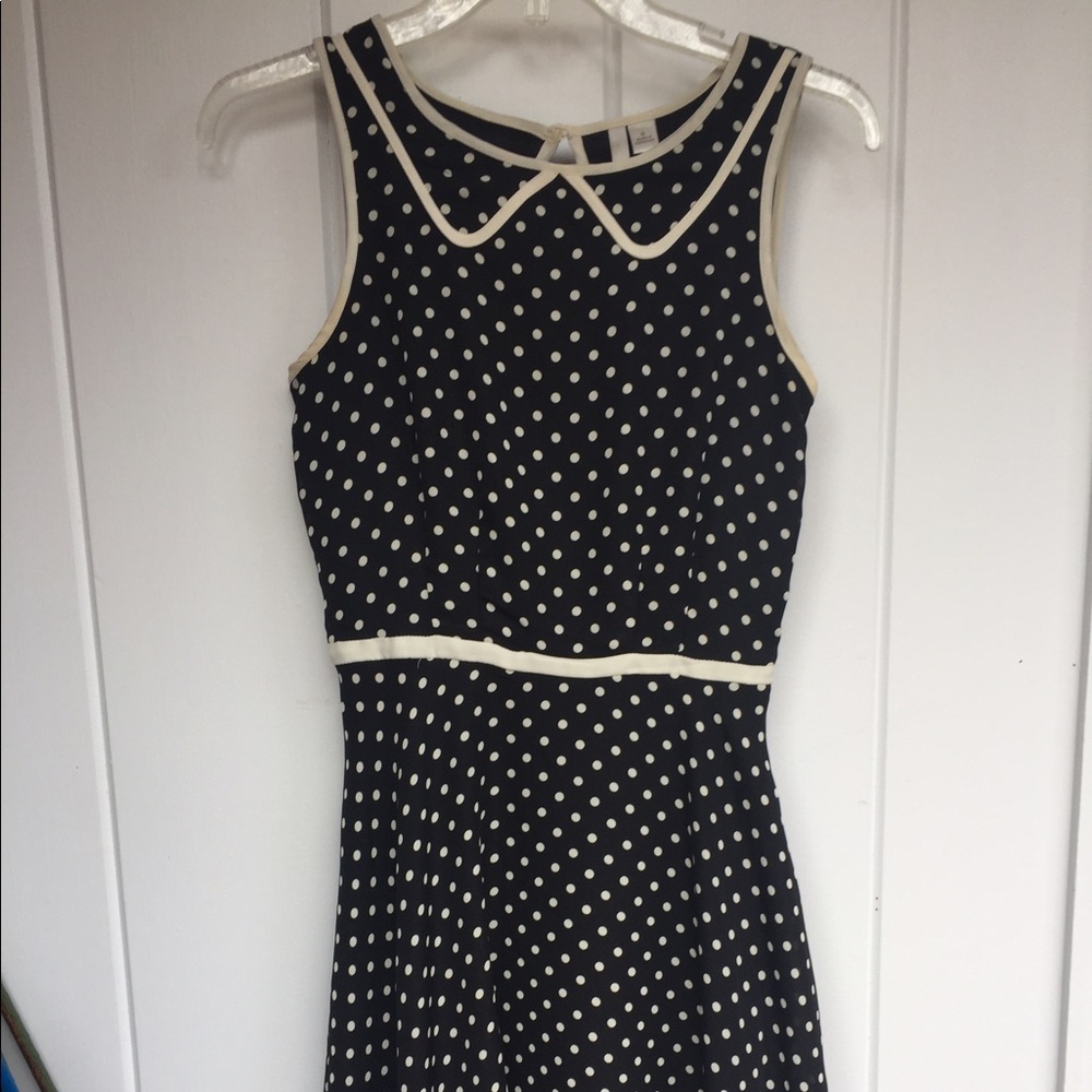 Sleeveless Black and White Polkadot Dress