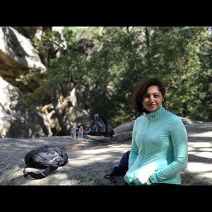 Meet your Posher, Nidhi