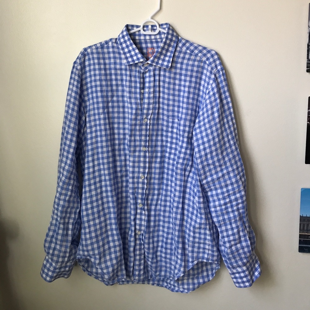 Linen casual shirt.