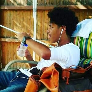 Meet your Posher, Miguel