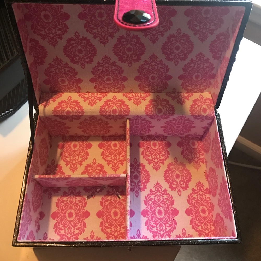 Multipurpose box - Picture 2 of 3