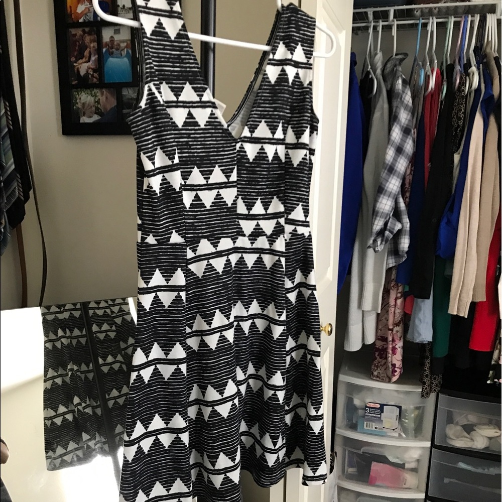H&m graphic skater dress