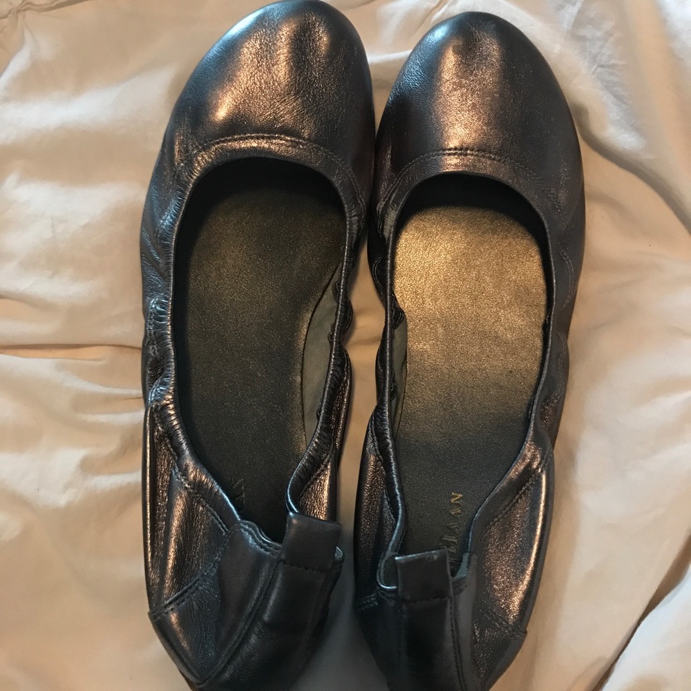 Cole Haan metallic silver/grey flats size 8