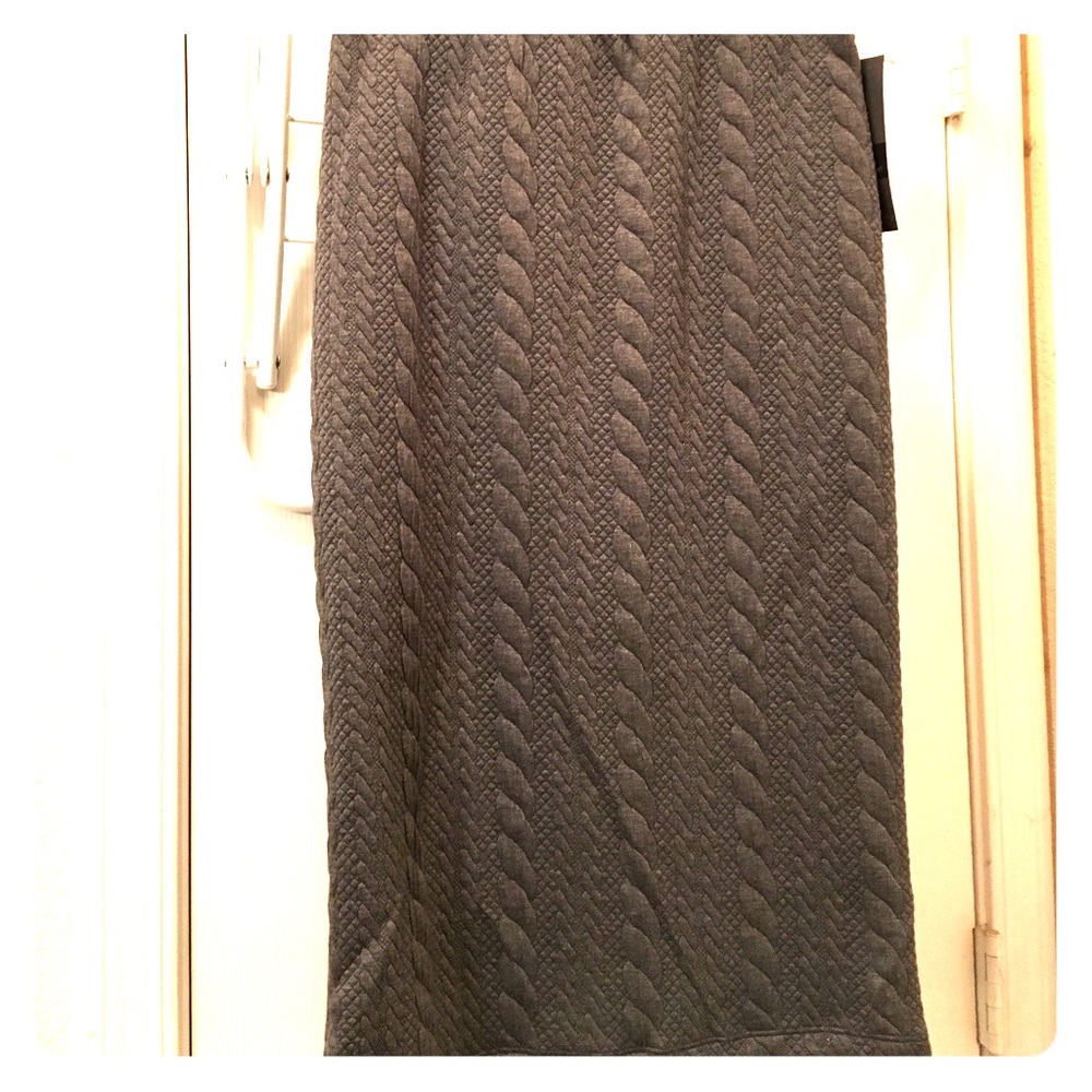 NWT Elastic Waistband Pencil Skirt