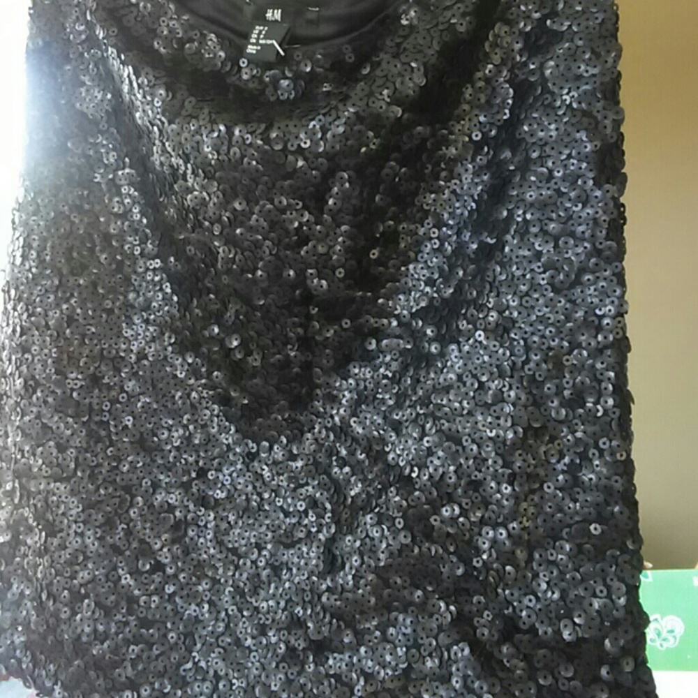 Skirt - Picture 2 of 2
