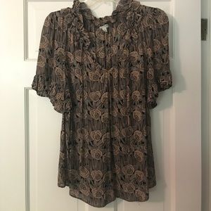 Anthropologie short sleeve top w ruffle detail