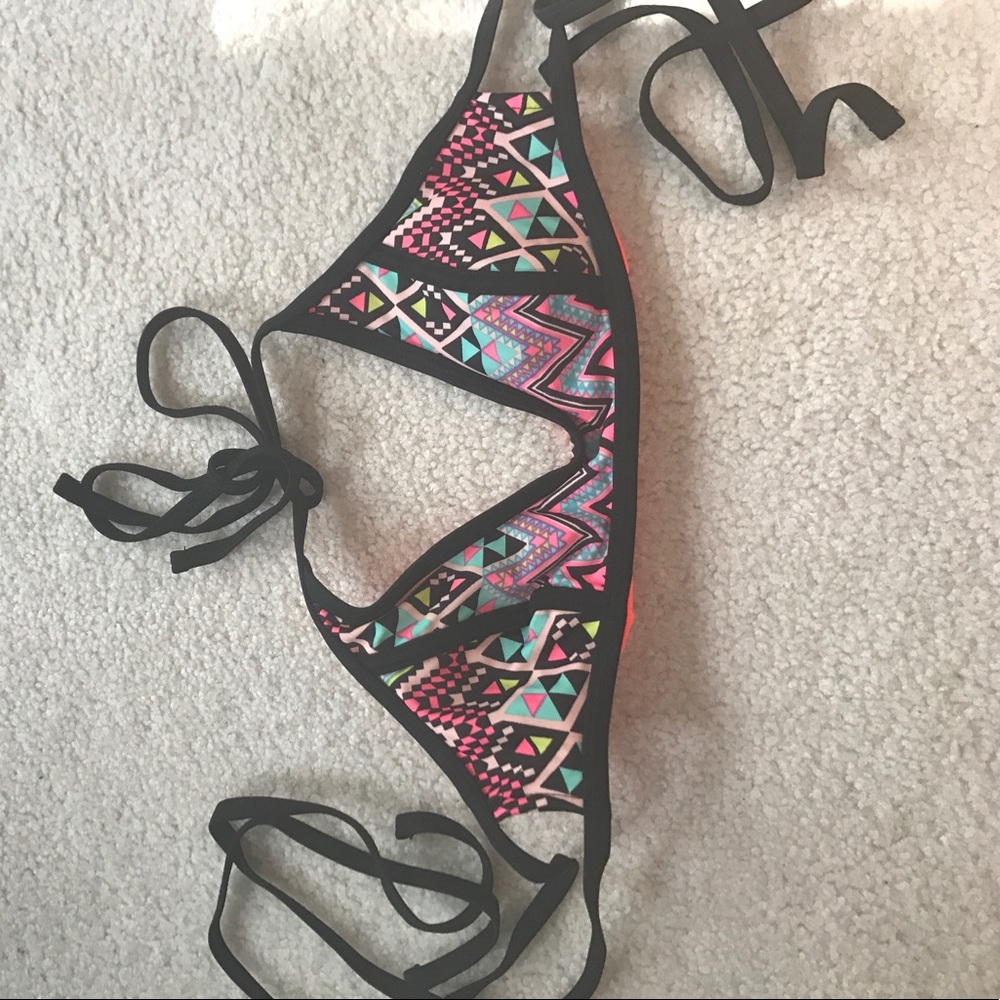geometric patterned bathing suit top