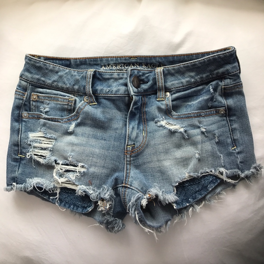 American Eagle distressed denim shorts
