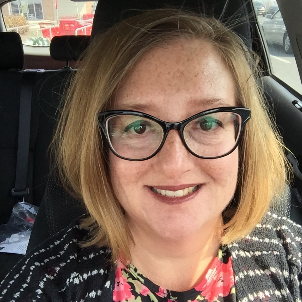 Meet your Posher, Sandra