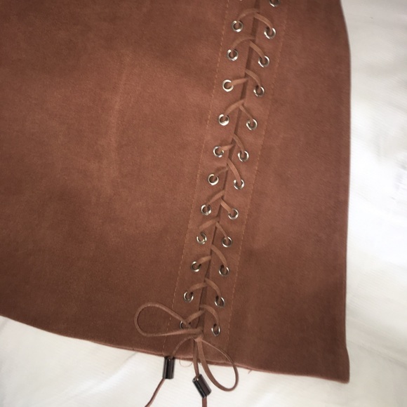 Last one!!! Cognac faux suede mini skirt - Picture 2 of 4