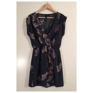 BLACK MINI DRESS WITH UNIQUE COLORFUL PRINT