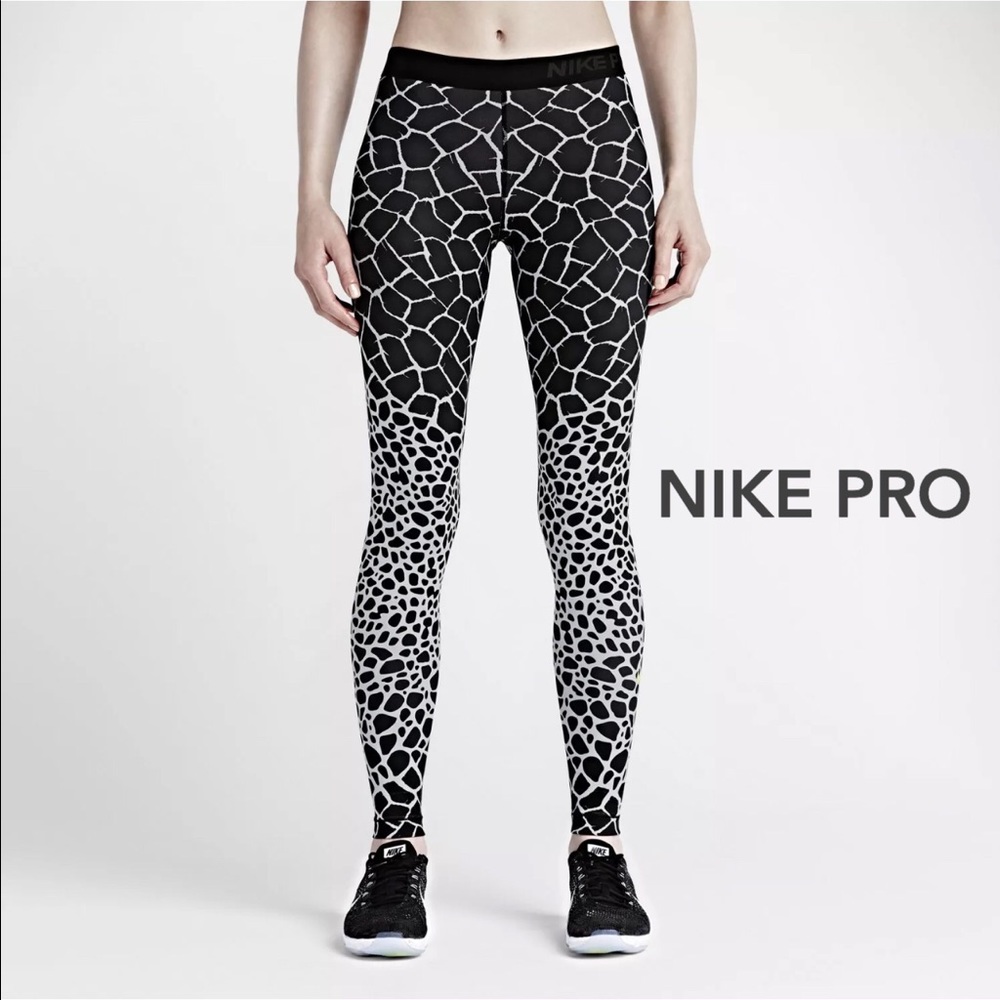No longer available! • NIKE • Giraffe  Leggings