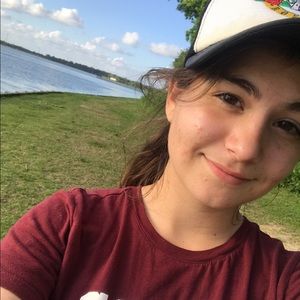 Meet your Posher, Casey