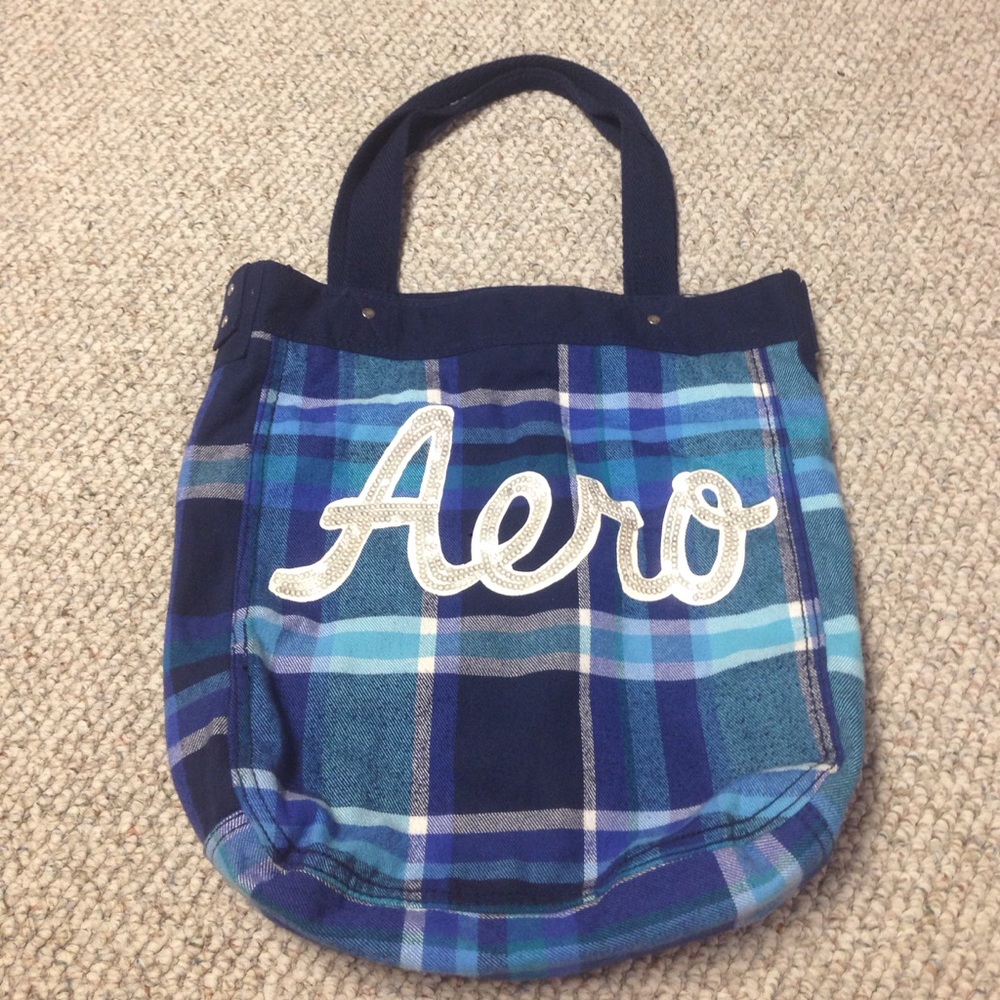 Aeropostale blue plaid tote