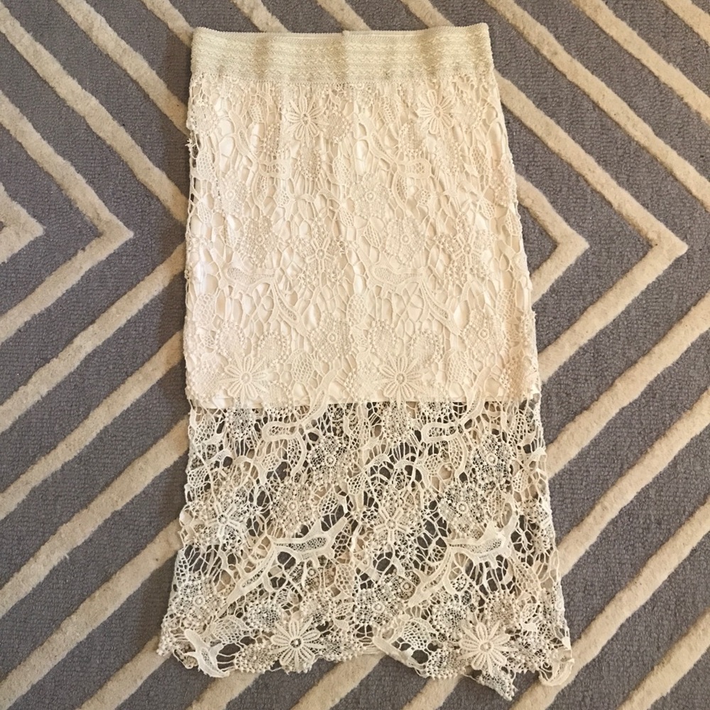 H&M pull on lace midi skirt with lining