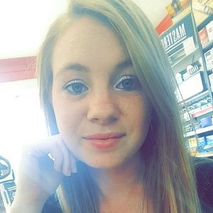 Meet your Posher, Chelsey