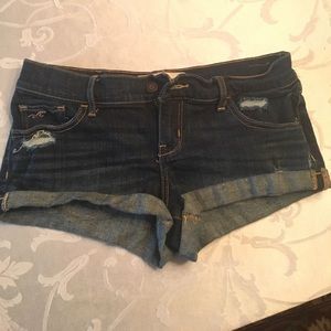 Hollister denim shorts size 27