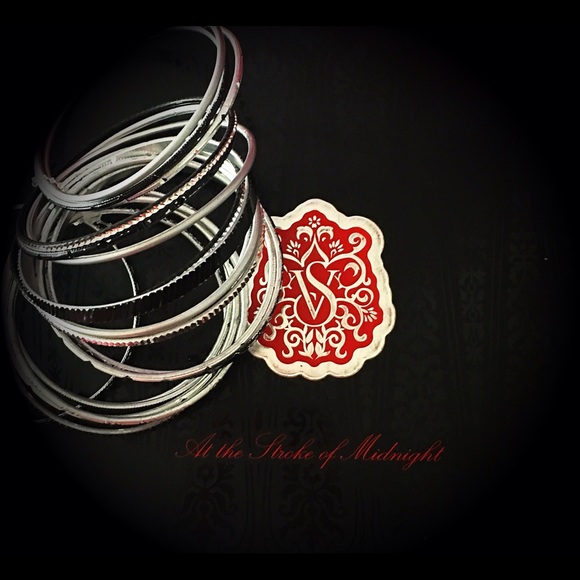 NWOTs~ Bundle of Bangles - Picture 2 of 4