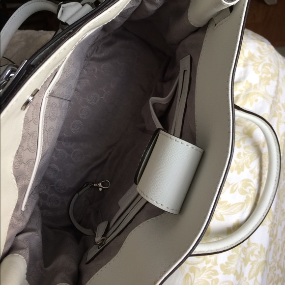 Michael Kors Microstud HM Stripe Optic White - Picture 3 of 5