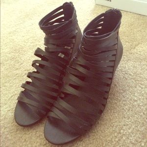 Steve Madden Strappy Wedges