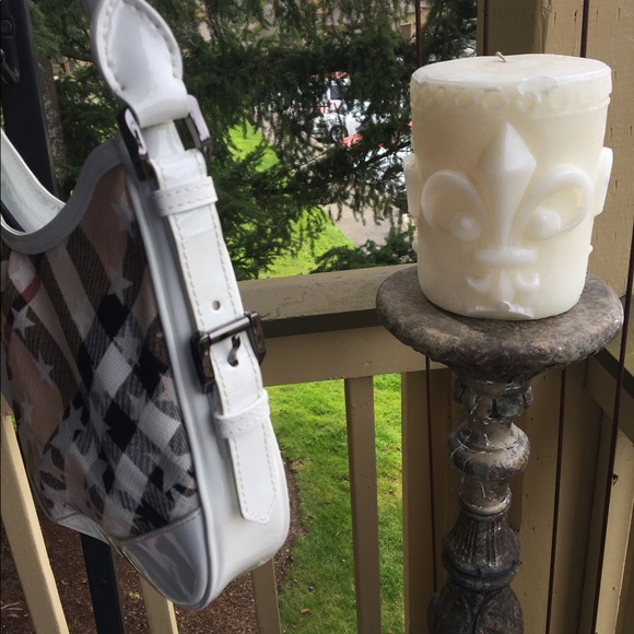 BURBERRY Hobo NEW - Picture 3 of 5