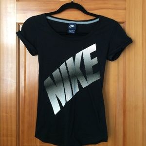 Nike work out shirt