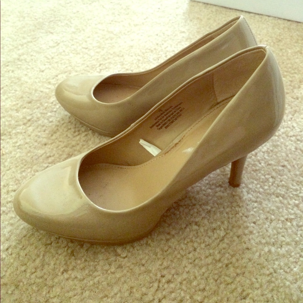 Nude heels