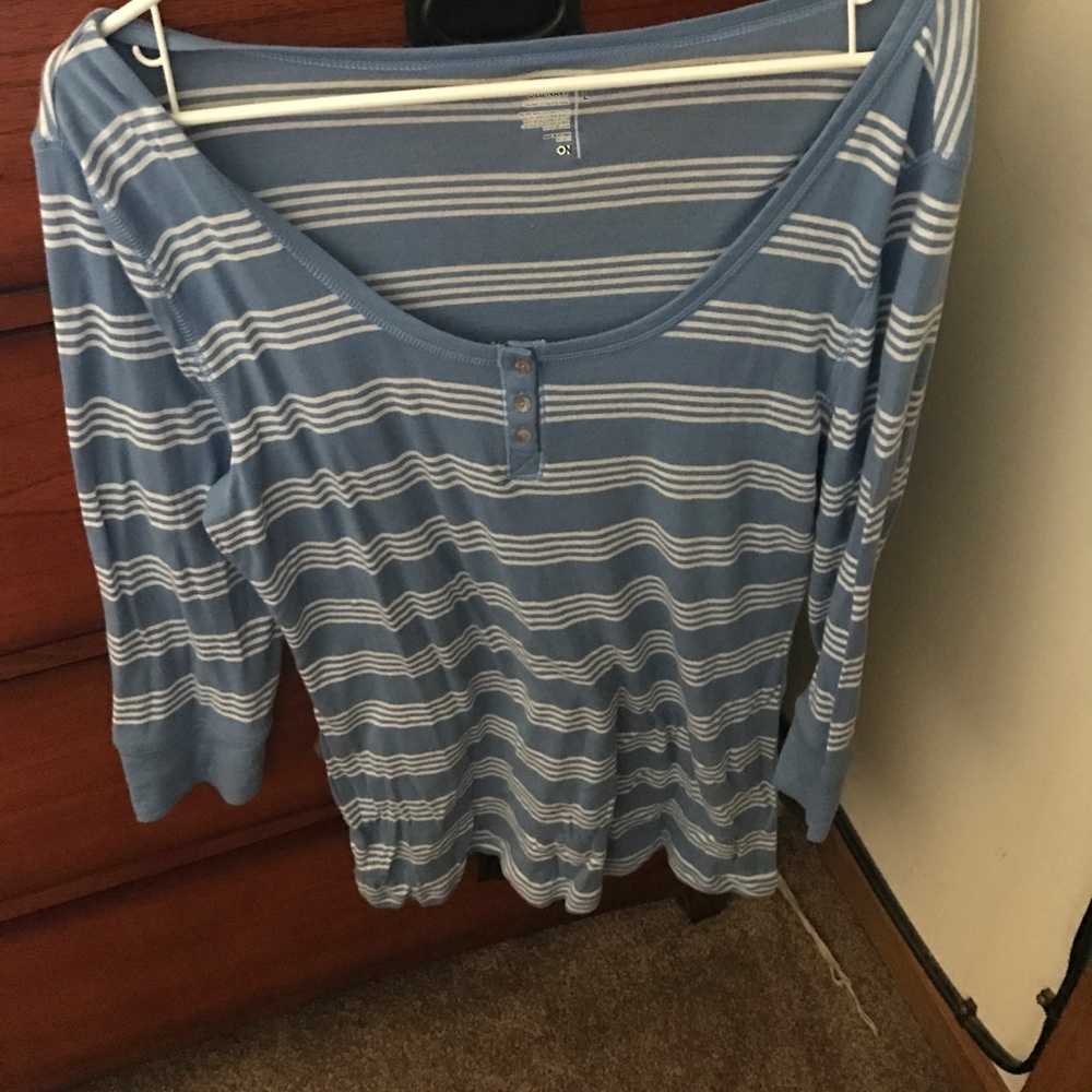 ❄️Three quarter sleeve cute top.