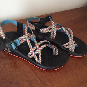 LIKE NEW CHACOS