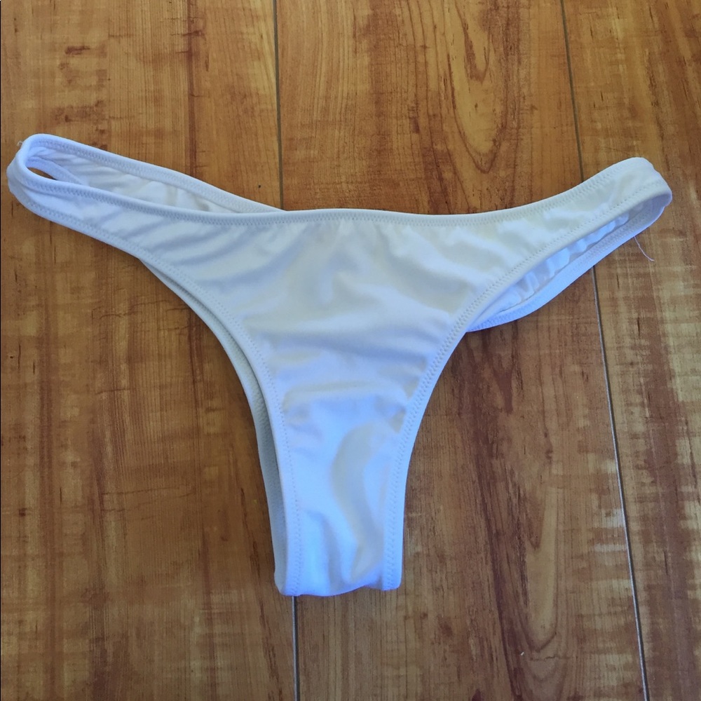 Victoria secret itsy bottoms