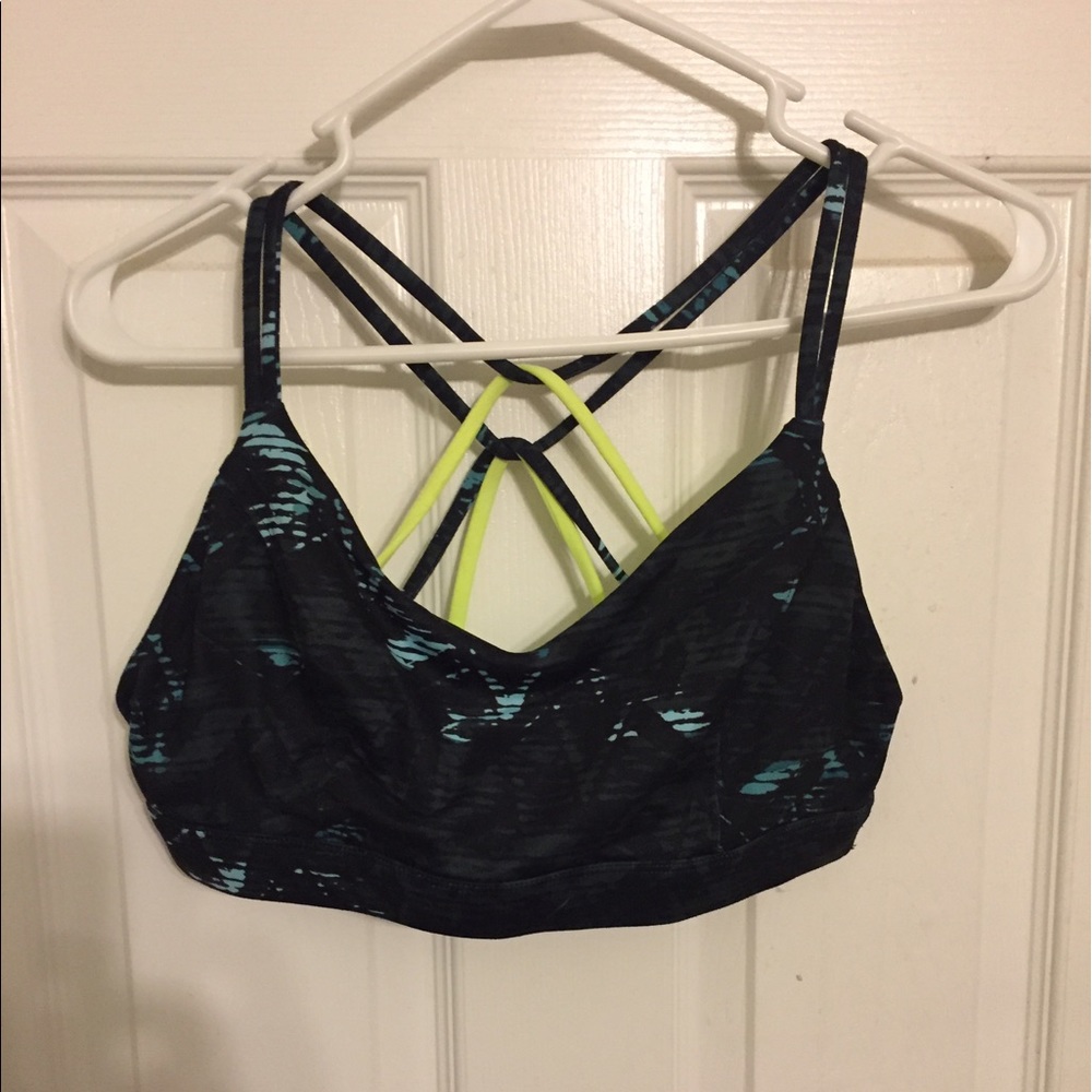 FLASH SALE NWOT Old Navy sports bra