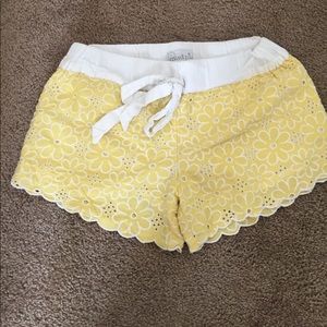 The cutest summer shorts !