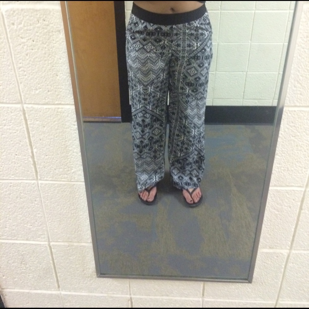 Ultra flirt tribal palazzo pants