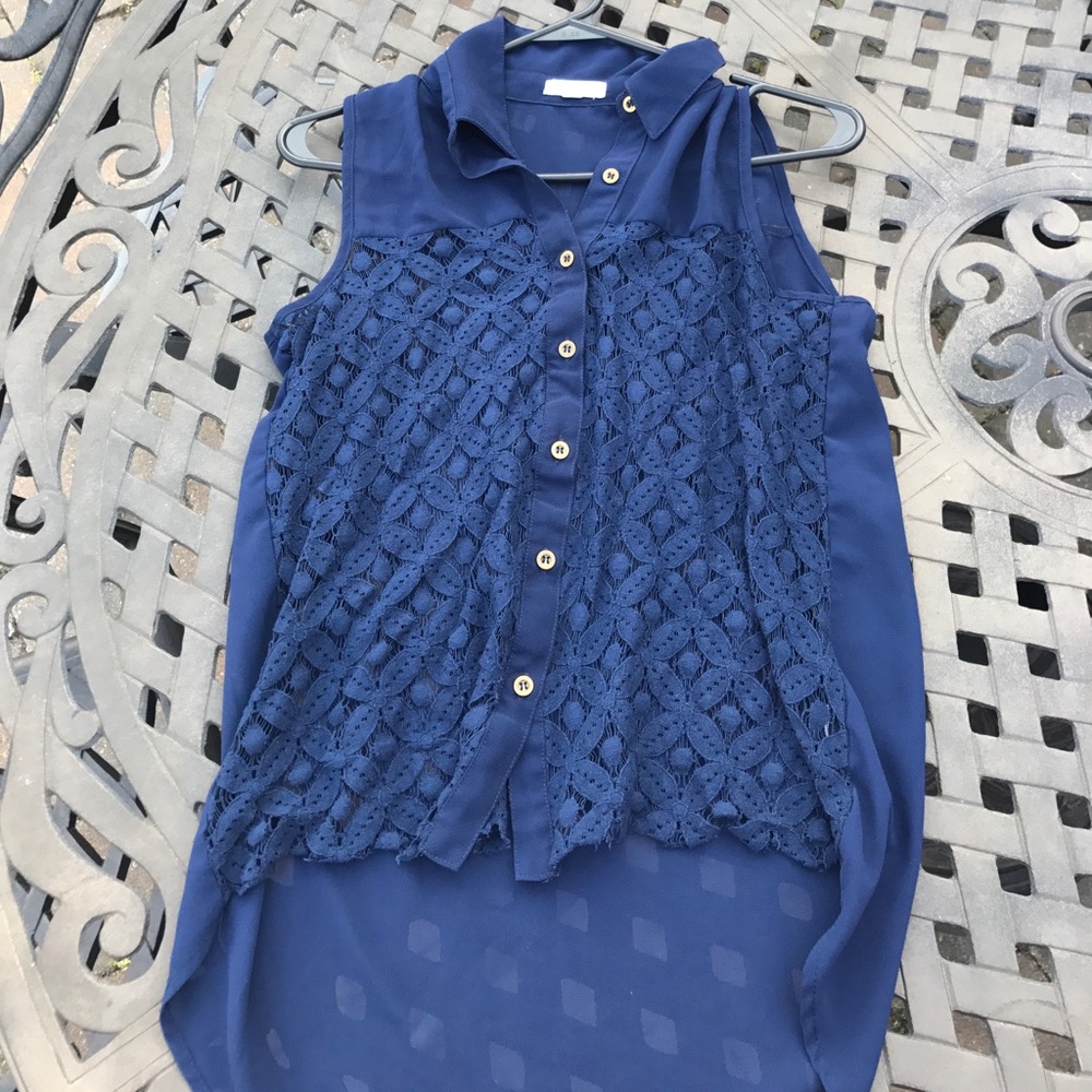 ✨SHEER NAVY BLUE BUTTON DOWN TANK✨