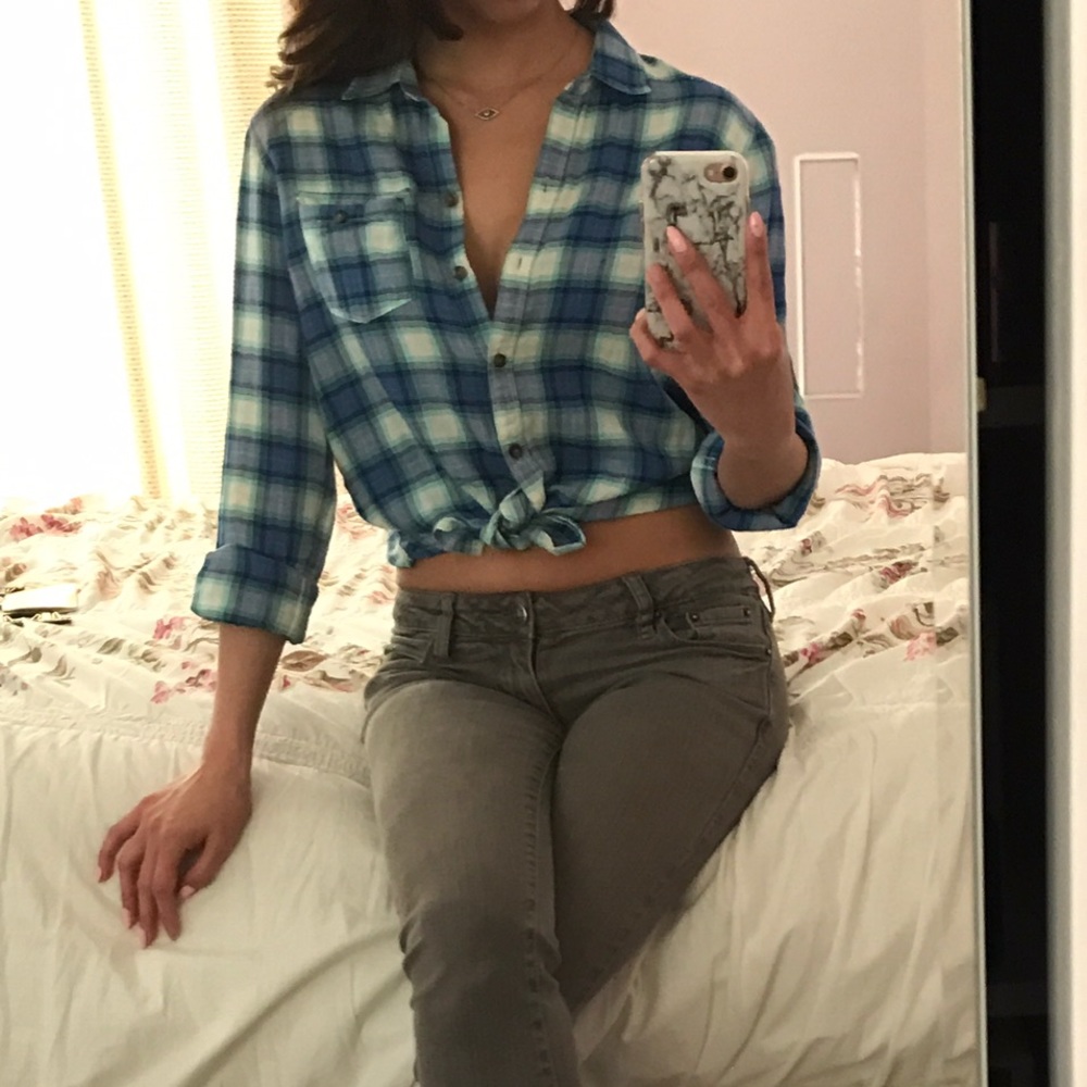Blue plaid shirt 👚 plaid top