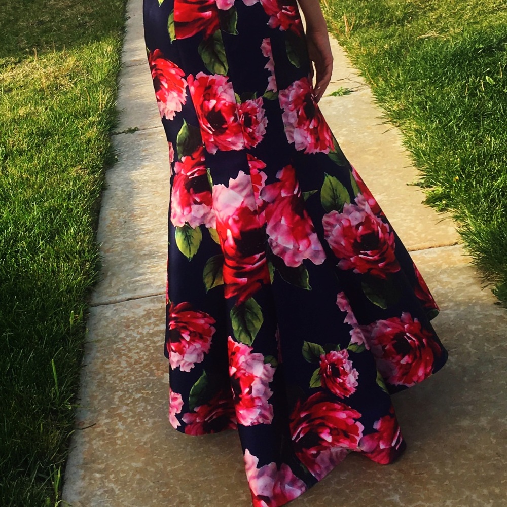 Prom Dress - Picture 5 of 5