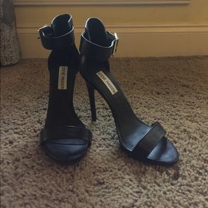 Steve Madden Black Heels