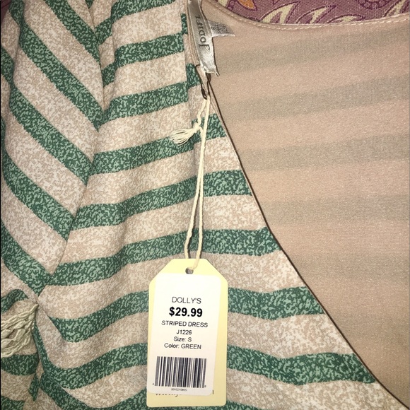 NWT green striped tunic!! Size S - Picture 4 of 4