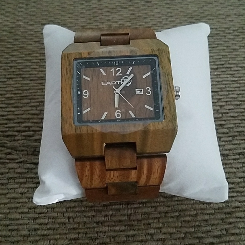 Earth Wood Watch